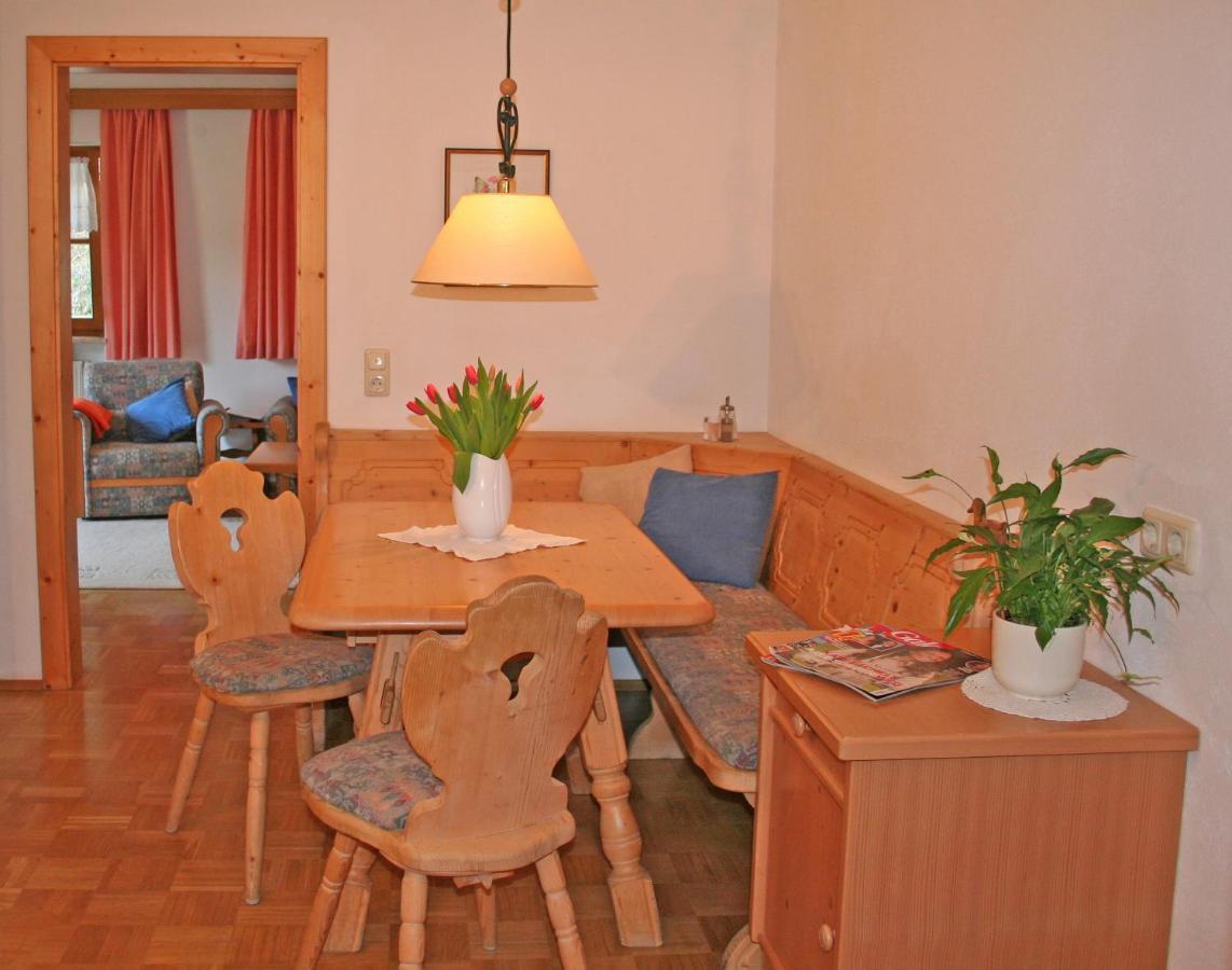 Ferienhaus Am Roemerweg Klais Værelse billede